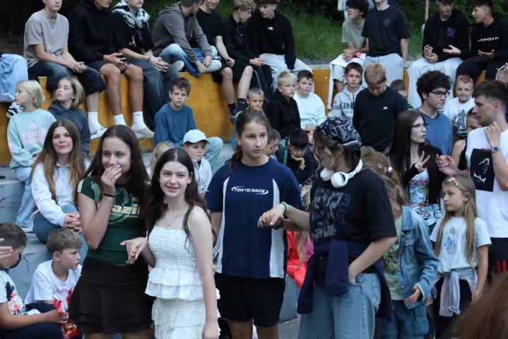deti v letnom tábore Fantázia – 2. fantastický turnus 2026, 4. deň, Fantázia má talent – fotka 42 z 78