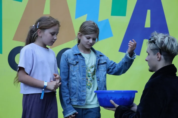 deti v letnom tábore Fantázia – 2. fantastický turnus 2026, 4. deň, Fantázia má talent – fotka 14 z 78