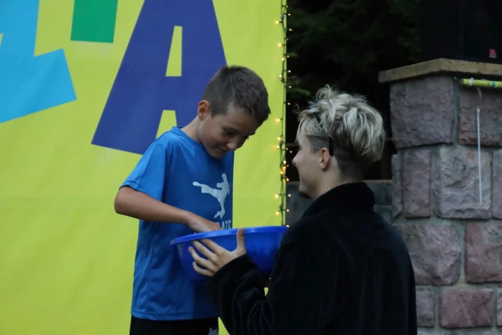 deti v letnom tábore Fantázia – 2. fantastický turnus 2026, 4. deň, Fantázia má talent – fotka 25 z 78