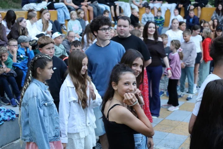 deti v letnom tábore Fantázia – 2. fantastický turnus 2026, 4. deň, Fantázia má talent – fotka 45 z 78