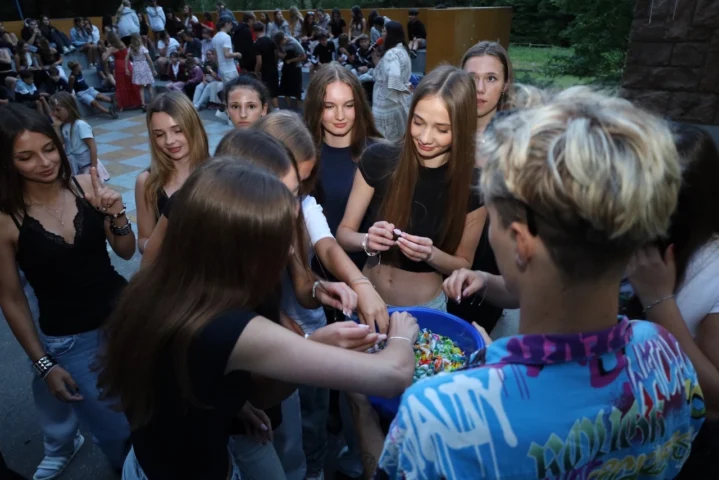 deti v letnom tábore Fantázia – 2. fantastický turnus 2026, 4. deň, Fantázia má talent – fotka 77 z 78