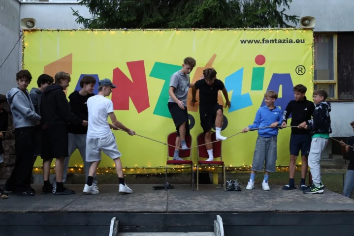 deti v letnom tábore Fantázia – 2. fantastický turnus 2026, 4. deň, Fantázia má talent – fotka 57 z 78