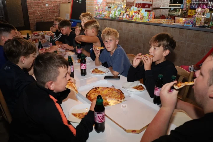 deti v letnom tábore Fantázia – 2. fantastický turnus 2026, 4. deň, Pizza party – fotka 6 z 11