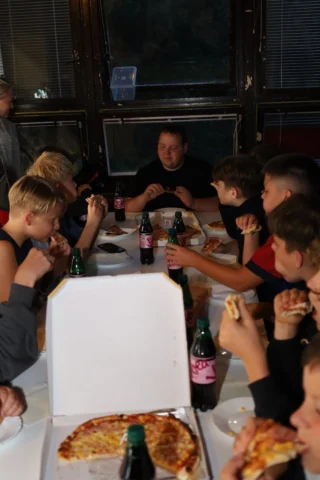 deti v letnom tábore Fantázia – 2. fantastický turnus 2026, 4. deň, Pizza party – fotka 9 z 11