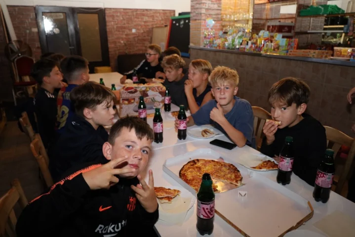 deti v letnom tábore Fantázia – 2. fantastický turnus 2026, 4. deň, Pizza party – fotka 11 z 11