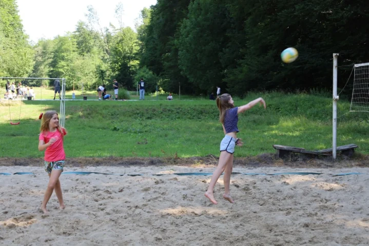 deti v letnom tábore Fantázia – 2. fantastický turnus 2026, 4. deň, Fantastické kluby dopoludnia – fotka 28 z 73