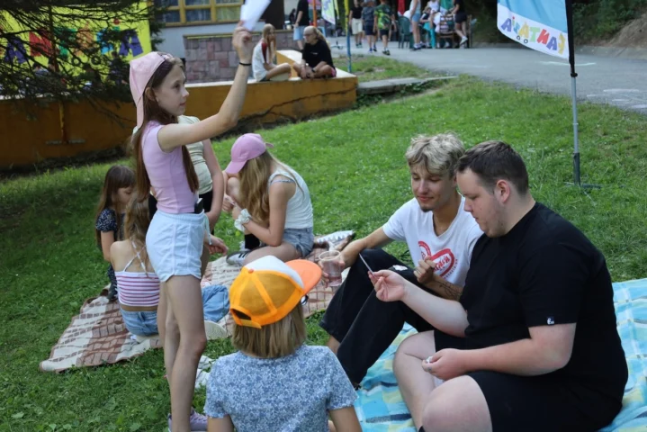 deti v letnom tábore Fantázia – 2. fantastický turnus 2026, 6. deň, Fantastické podnikanie – fotka 48 z 69