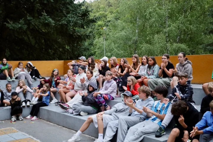 deti v letnom tábore Fantázia – 2. fantastický turnus 2026, 6. deň, Gala – fotka 75 z 84