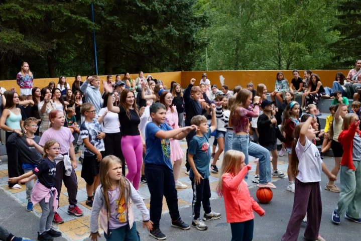 deti v letnom tábore Fantázia – 2. fantastický turnus 2026, 6. deň, Gala – fotka 26 z 84