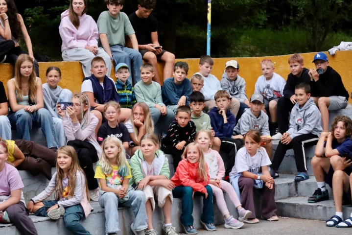 deti v letnom tábore Fantázia – 2. fantastický turnus 2026, 6. deň, Gala – fotka 64 z 84