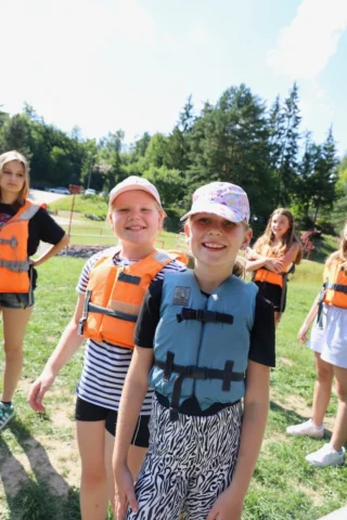 deti v letnom tábore Fantázia – 2. fantastický turnus 2026, 2. deň, Fantastické kluby popoludní – fotka 6 z 93