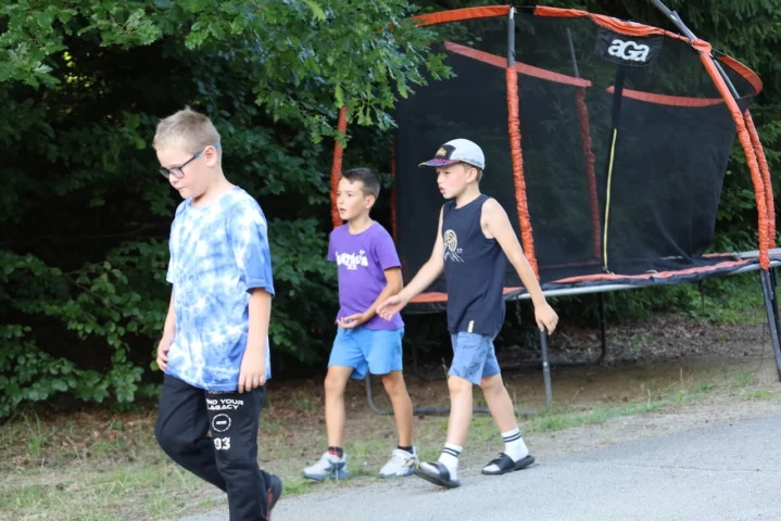 deti v letnom tábore Fantázia – 2. fantastický turnus 2026, 7. deň, Príprava na festival – fotka 15 z 46