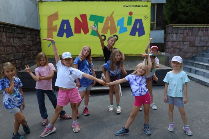 deti v letnom tábore Fantázia – 2. fantastický turnus 2026, 7. deň, Príprava na festival – fotka 44 z 46