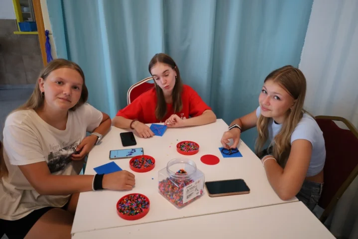 deti v letnom tábore Fantázia – 2. fantastický turnus 2026, 7. deň, Fantastické kluby popoludní – fotka 13 z 46