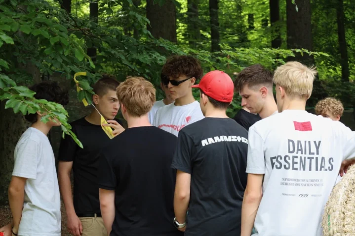 deti v letnom tábore Fantázia – 2. fantastický turnus 2026, 5. deň, Začarovaný les – fotka 56 z 57