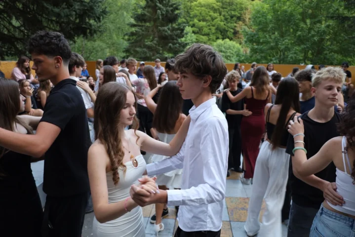 deti v letnom tábore Fantázia – 2. fantastický turnus 2026, 3. deň, Let's dance – fotka 42 z 103