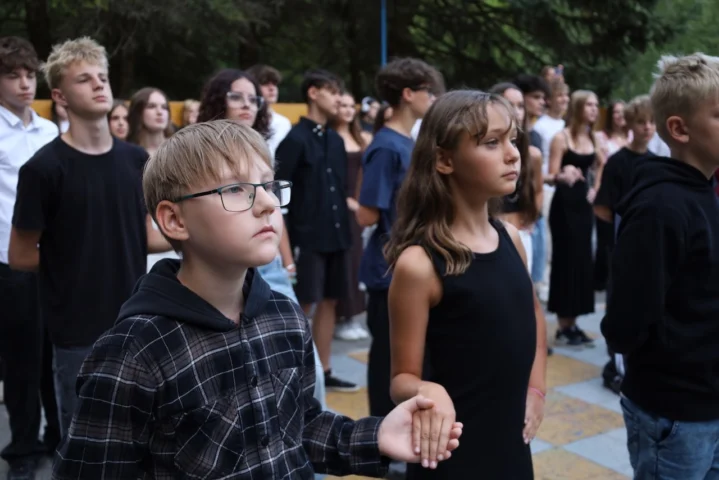 deti v letnom tábore Fantázia – 2. fantastický turnus 2026, 3. deň, Let's dance – fotka 36 z 103