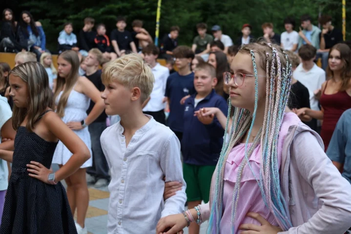 deti v letnom tábore Fantázia – 2. fantastický turnus 2026, 3. deň, Let's dance – fotka 19 z 103