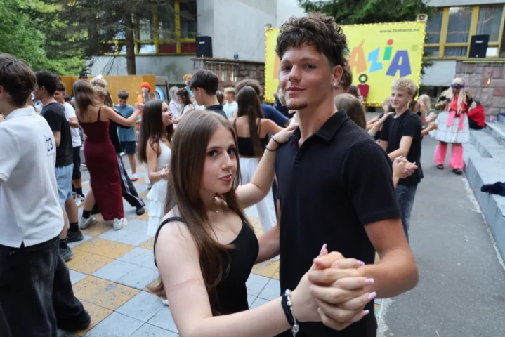 deti v letnom tábore Fantázia – 2. fantastický turnus 2026, 3. deň, Let's dance – fotka 40 z 103