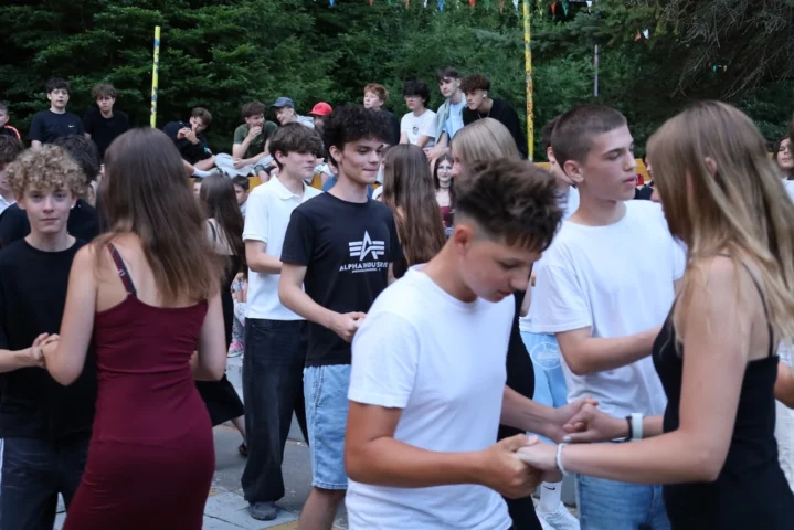 deti v letnom tábore Fantázia – 2. fantastický turnus 2026, 3. deň, Let's dance – fotka 48 z 103