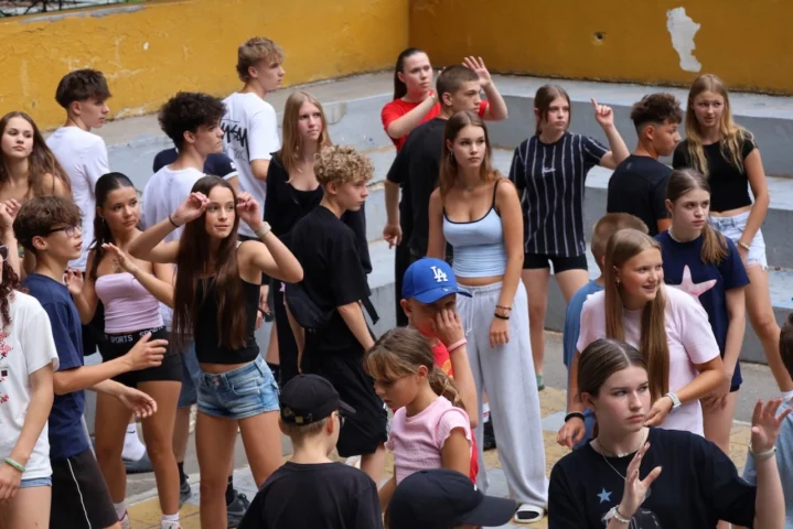 deti v letnom tábore Fantázia – 2. fantastický turnus 2026, 3. deň, Fantastické kluby popoludní – fotka 44 z 65