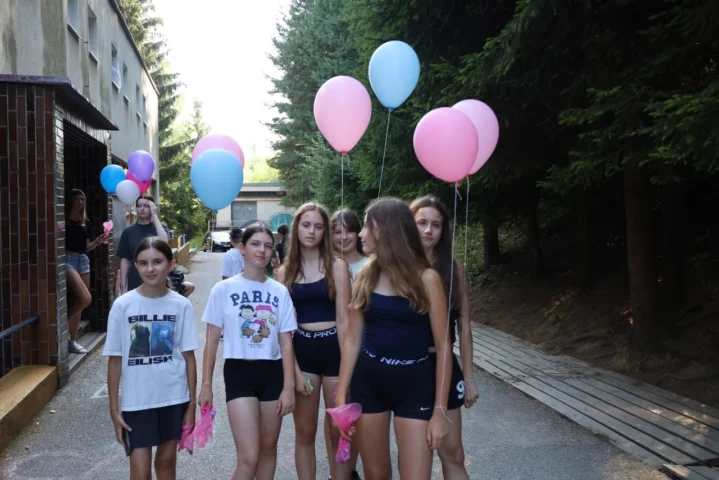 deti v letnom tábore Fantázia – 2. fantastický turnus 2026, 9. deň, Fantastický jarmok – fotka 95 z 160