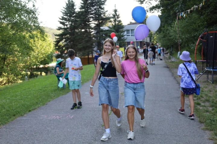 deti v letnom tábore Fantázia – 2. fantastický turnus 2026, 9. deň, Fantastický jarmok – fotka 151 z 160