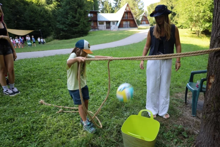 deti v letnom tábore Fantázia – 2. fantastický turnus 2026, 9. deň, Fantastický jarmok – fotka 67 z 160