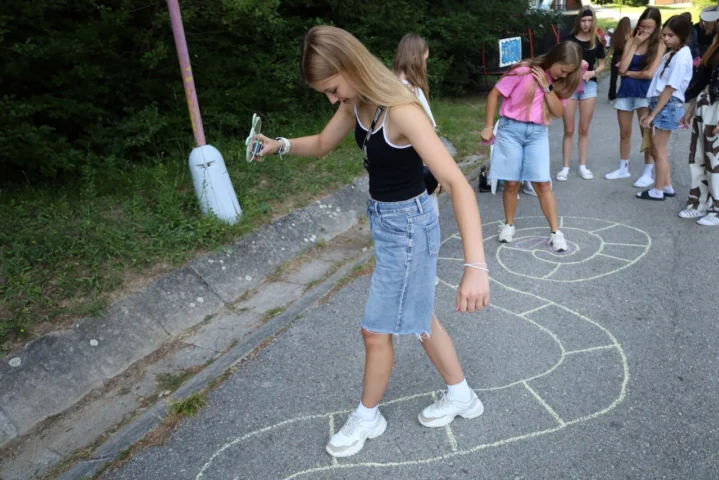 deti v letnom tábore Fantázia – 2. fantastický turnus 2026, 9. deň, Fantastický jarmok – fotka 63 z 160