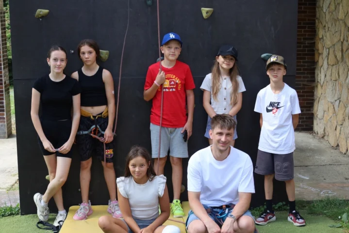 deti v letnom tábore Fantázia – 2. fantastický turnus 2026, 9. deň, Fantastické kluby dopoludnia – fotka 9 z 88