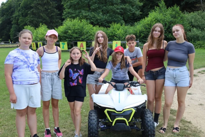 deti v letnom tábore Fantázia – 2. fantastický turnus 2026, 9. deň, Fantastické kluby dopoludnia – fotka 15 z 88