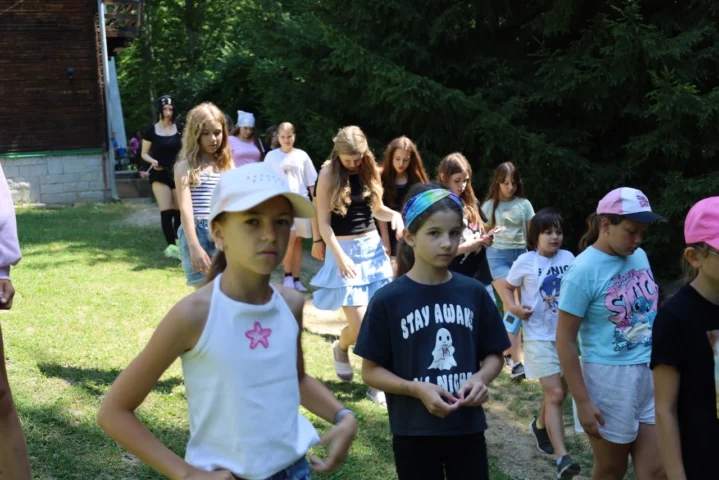 deti v letnom tábore Fantázia – 2. fantastický turnus 2026, 9. deň, Fantastické kluby dopoludnia – fotka 55 z 88