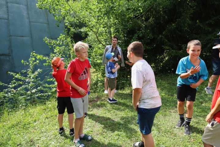 deti v letnom tábore Fantázia – 2. fantastický turnus 2026, 8. deň, Začarovaná krajina – fotka 55 z 111