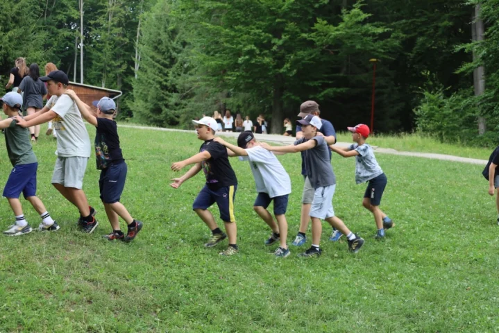 deti v letnom tábore Fantázia – 2. fantastický turnus 2026, 8. deň, Začarovaná krajina – fotka 42 z 111