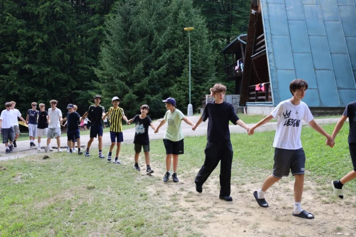 deti v letnom tábore Fantázia – 2. fantastický turnus 2026, 8. deň, Začarovaná krajina – fotka 20 z 111