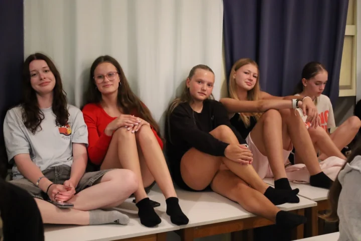 deti v letnom tábore Fantázia – 2. fantastický turnus 2026, 8. deň, Chlapec a dievča Fantázie – fotka 57 z 123